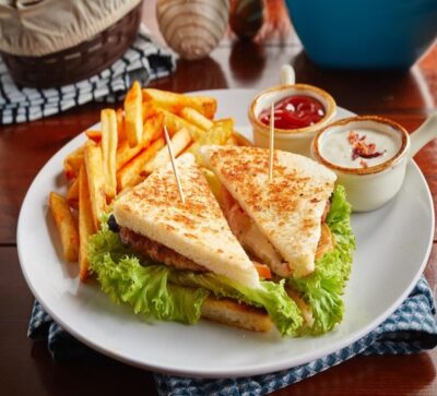 Chicken Sandwich Grilled with home made Fries